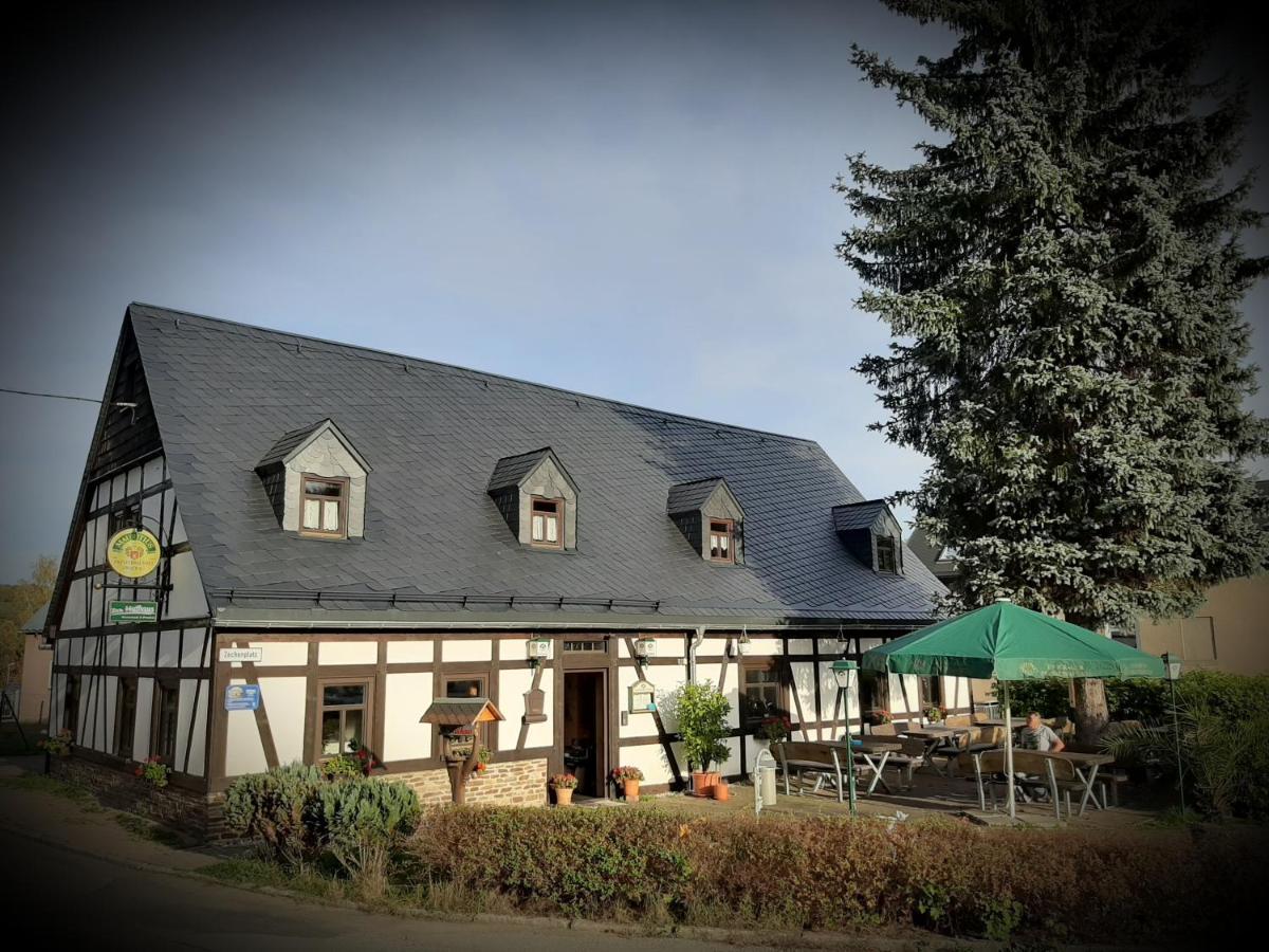 Wirtschaft & Pension Zum Huthaus Schneeberg  Bagian luar foto